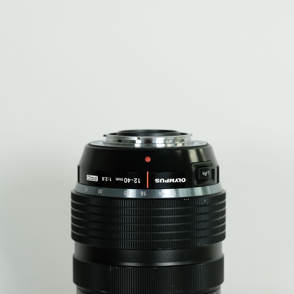 OLYMPUS M.ZUIKO DIGITAL ED 12-40mm F2.8 PRO