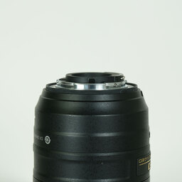 Nikon AF-S DX NIKKOR 55-300mm F4.5-5.6G ED VR Nikon AF-S DX NIKKOR 55-300mm F4.5-5.6G ED VR