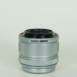 OLYMPUS M.ZUIKO DIGITAL 14-42mm F3.5-5.6IIR シルバー