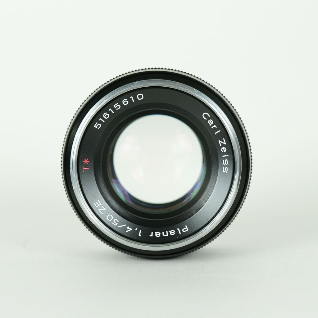 Carl Zeiss Planar T* 50mm F1.4 ZE [キヤノンEF用]