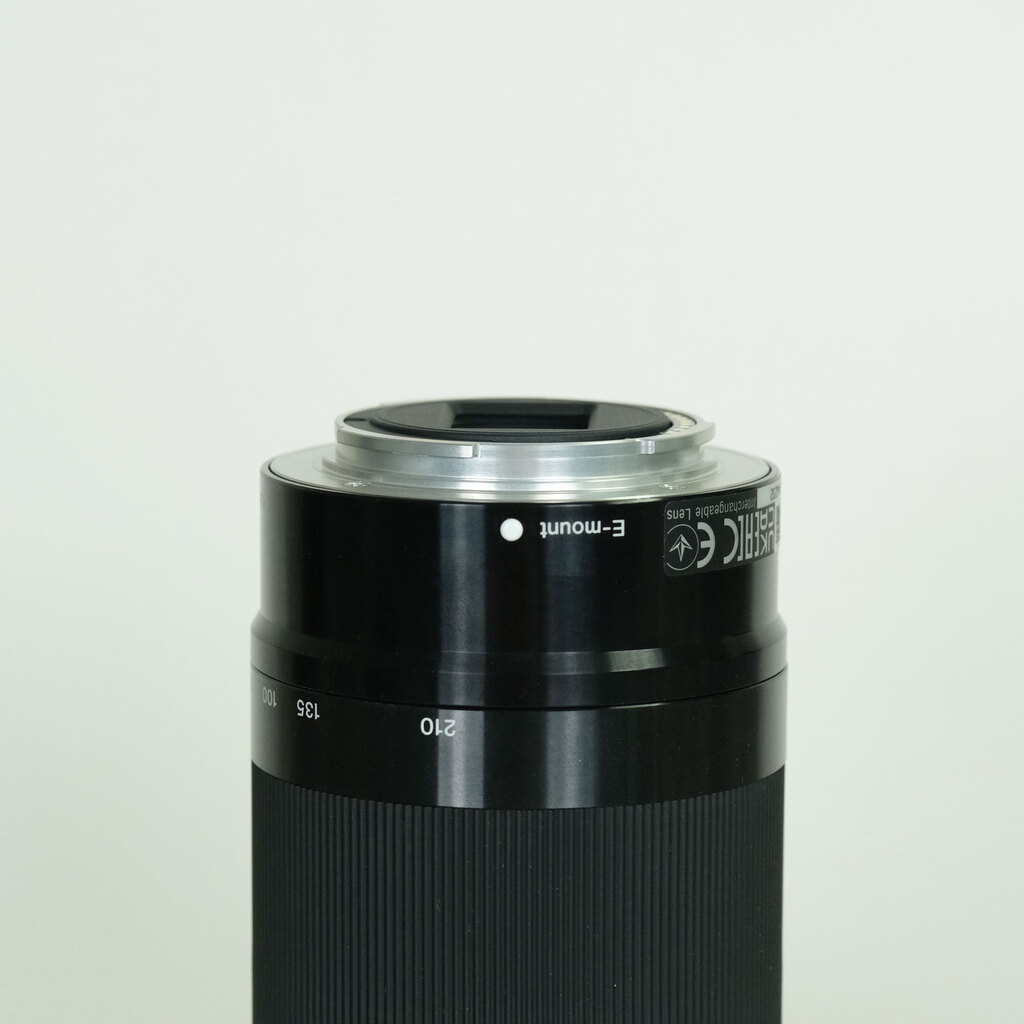SONY E 55-210mm F4.5-6.3 OSS SEL55210