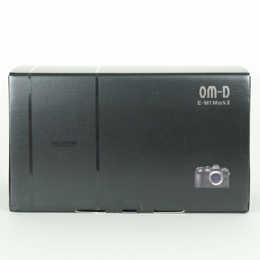 OLYMPUS OM-D E-M1 Mark II