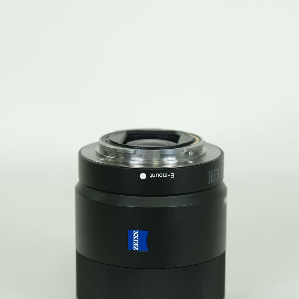 SONY Sonnar T* FE 55mm F1.8 ZA SEL55F18Z SONY Sonnar T* FE 55mm F1.8 ZA SEL55F18Z