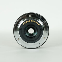 Panasonic LUMIX G VARIO 12-32mm / F3.5-5.6 ASPH. / MEGA O.I.S.