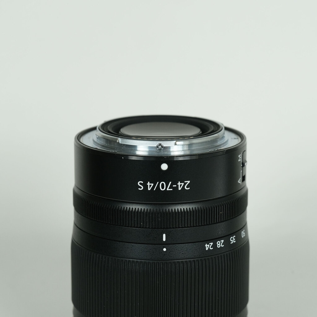 Nikon NIKKOR Z 24-70mm f/4 S Nikon NIKKOR Z 24-70mm f/4 S