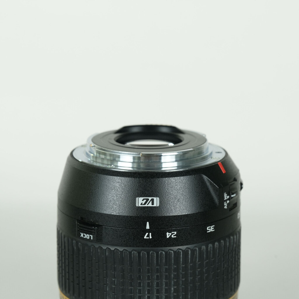 TAMRON SP 17-50mm F2.8 XR DiII VC /Model B005E (キヤノンEF用) TAMRON SP 17-50mm F2.8 XR DiII VC /Model B005E (キヤノンEF用)