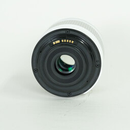 Canon EF-S18-55mm F3.5-5.6 IS STM ホワイト