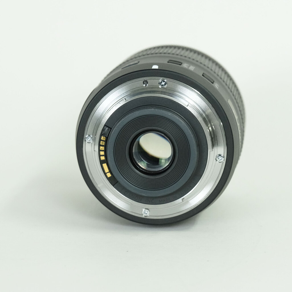 Canon EF-S18-135mm F3.5-5.6 IS USM Canon EF-S18-135mm F3.5-5.6 IS USM