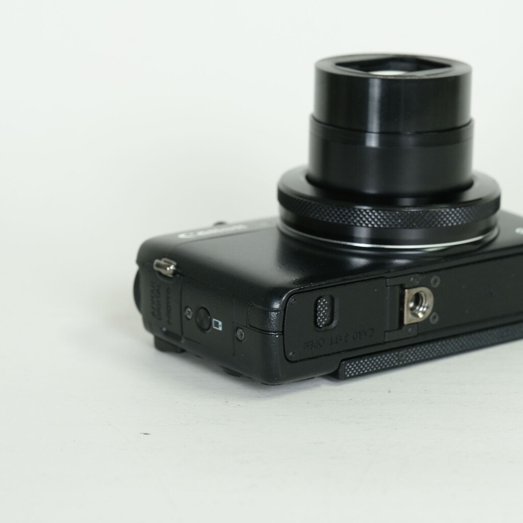 Canon PowerShot G7X