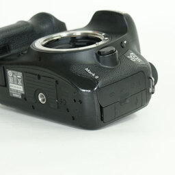 Canon EOS 7D Mark II