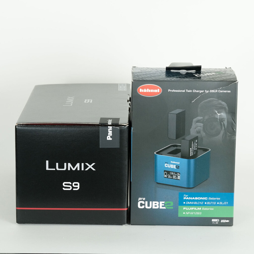 Panasonic LUMIX DC-S9