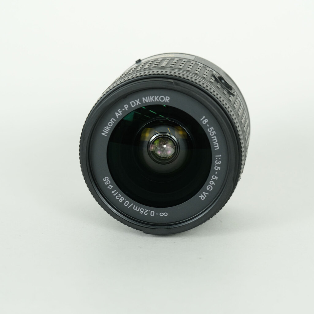 Nikon AF-P DX NIKKOR 18-55mm F3.5-5.6G VR Nikon AF-P DX NIKKOR 18-55mm F3.5-5.6G VR