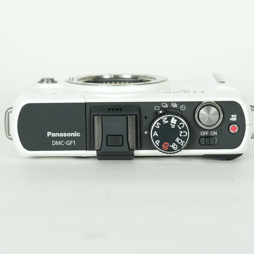カメラ Panasonic LUMIX DMC-GF1 ボディ ホワイト