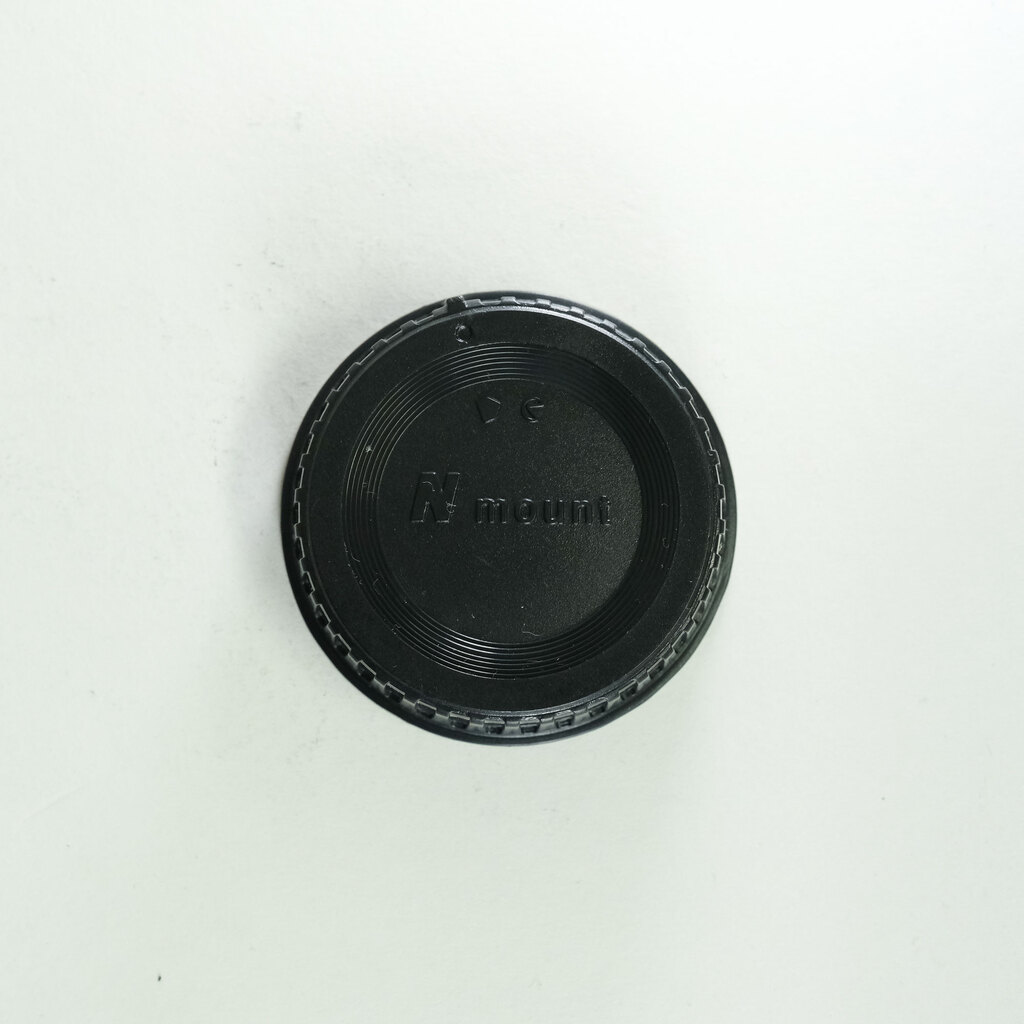 Nikon AF-S DX NIKKOR 18-55mm F3.5-5.6 G VR