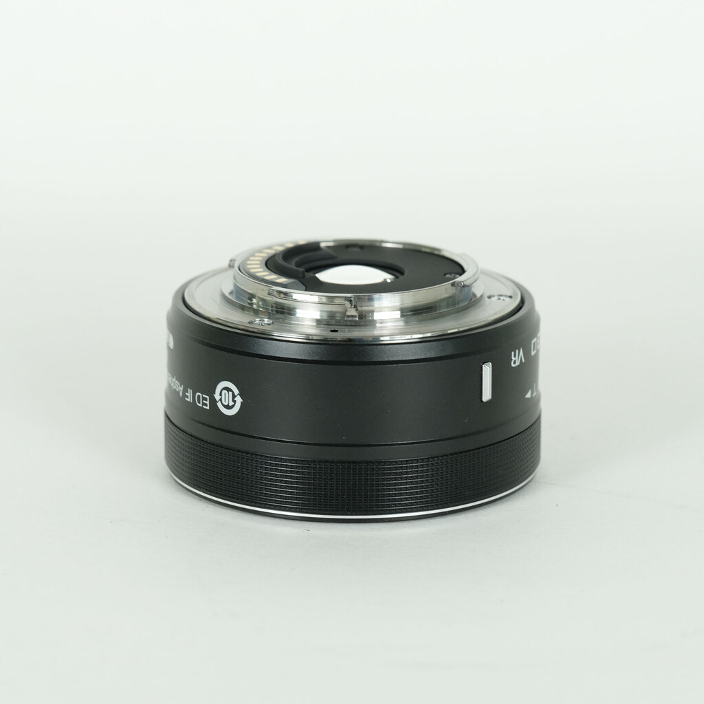 Nikon 1NIKKOR VR 10-30 f/3.5-5.6 PD-ZOOM ブラック Nikon 1NIKKOR VR 10-30 f/3.5-5.6 PD-ZOOM ブラック