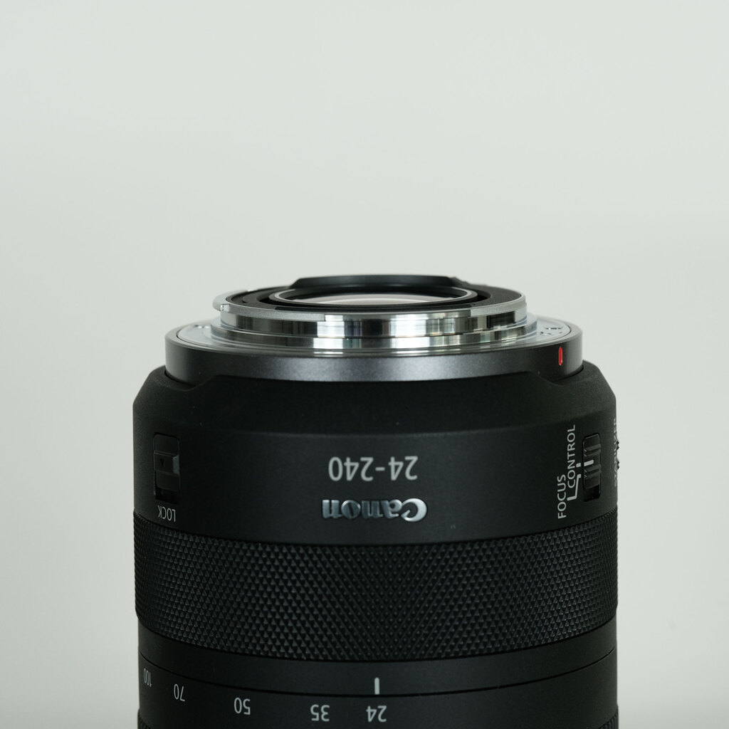 Canon RF24-240mm F4-6.3 IS USM