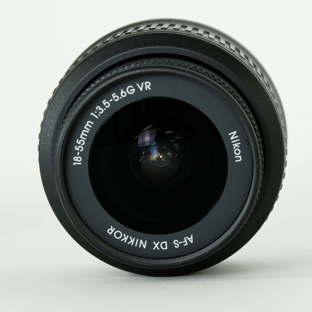 Nikon AF-S DX NIKKOR 18-55mm F3.5-5.6 G VR