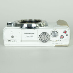 Panasonic LUMIX DMC-GF6-W ボディ ホワイト