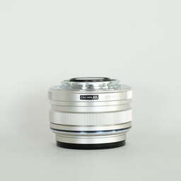 OLYMPUS M.ZUIKO DIGITAL 17mm F1.8