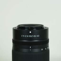 Nikon NIKKOR Z DX 50-250mm f/4.5-6.3 VR Nikon NIKKOR Z DX 50-250mm f/4.5-6.3 VR