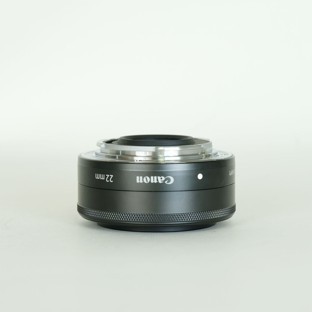 Canon EF-M22mm F2 STM