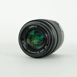 Panasonic LUMIX G X VARIO PZ 45-175mm / F4.0-5.6 ASPH. / POWER O.I.S. Panasonic LUMIX G X VARIO PZ 45-175mm / F4.0-5.6 ASPH. / POWER O.I.S.