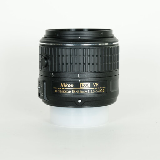 Nikon AF-S DX NIKKOR 18-55mm f3.5-5.6G VR II