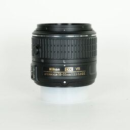 Nikon AF-S DX NIKKOR 18-55mm f3.5-5.6G VR II
