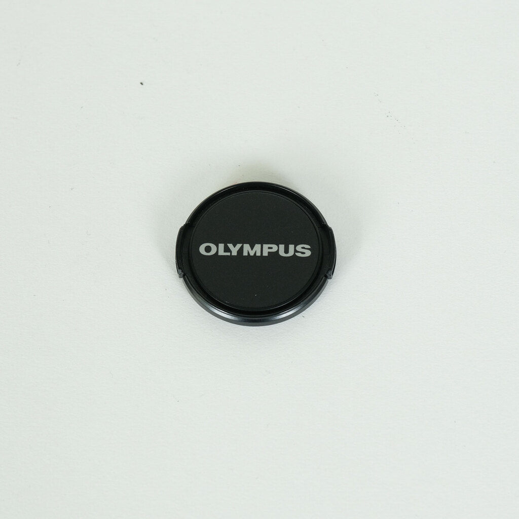 OLYMPUS M.ZUIKO DIGITAL 17mm F2.8 シルバー