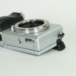 SONY α6400(ILCE-6400) SONY α6400(ILCE-6400)