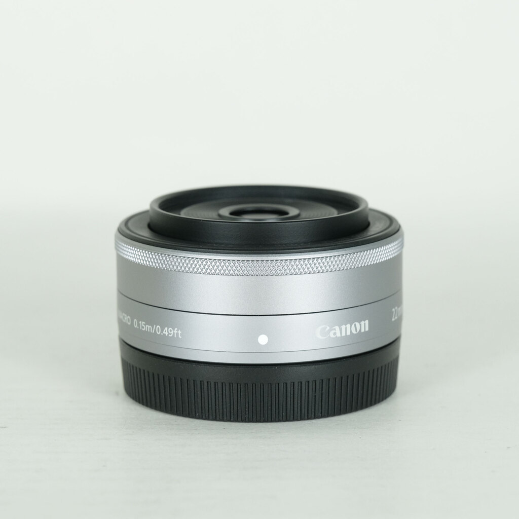 Canon EF-M22mm F2 STMの出品 | ONE SCENE（ワンシーン）
