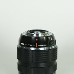 OLYMPUS M.ZUIKO DIGITAL ED 12-40mm F2.8 PRO