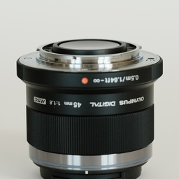 OLYMPUS M.ZUIKO DIGITAL 45mm F1.8