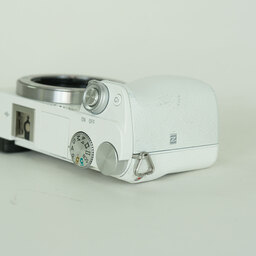 SONY α6000（ILCE-6000）