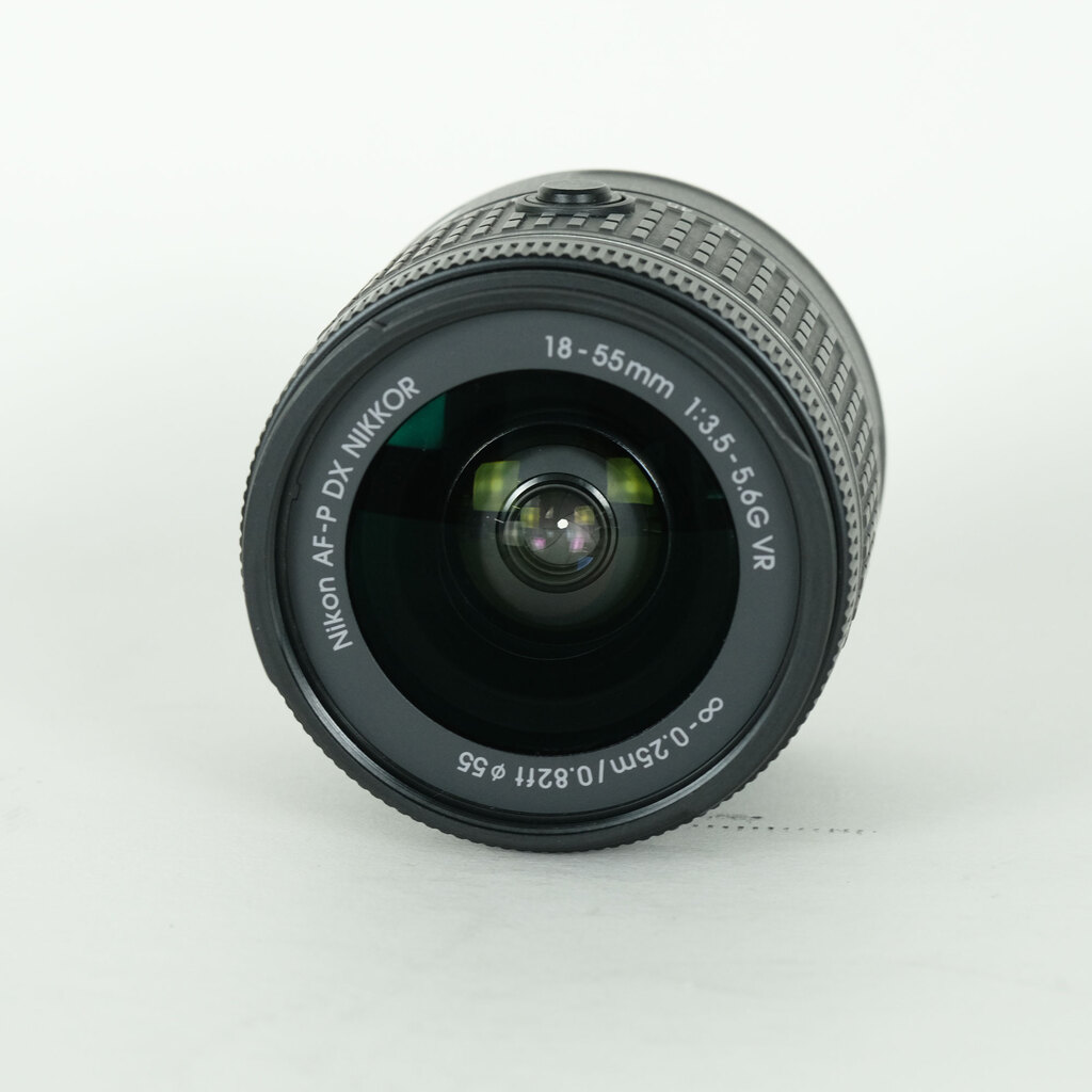 Nikon AF-P DX NIKKOR 18-55mm F3.5-5.6G VR Nikon AF-P DX NIKKOR 18-55mm F3.5-5.6G VR