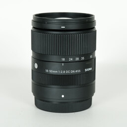SIGMA 18-50mm F2.8 DC DN｜Contemporary [フジフイルムX用]