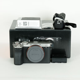 SONY α7C II（ILCE-7CM2）