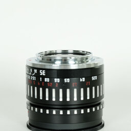 銘匠光学 TTArtisan 35mm F0.95 C (フジフイルムX用) ブラック×シルバー