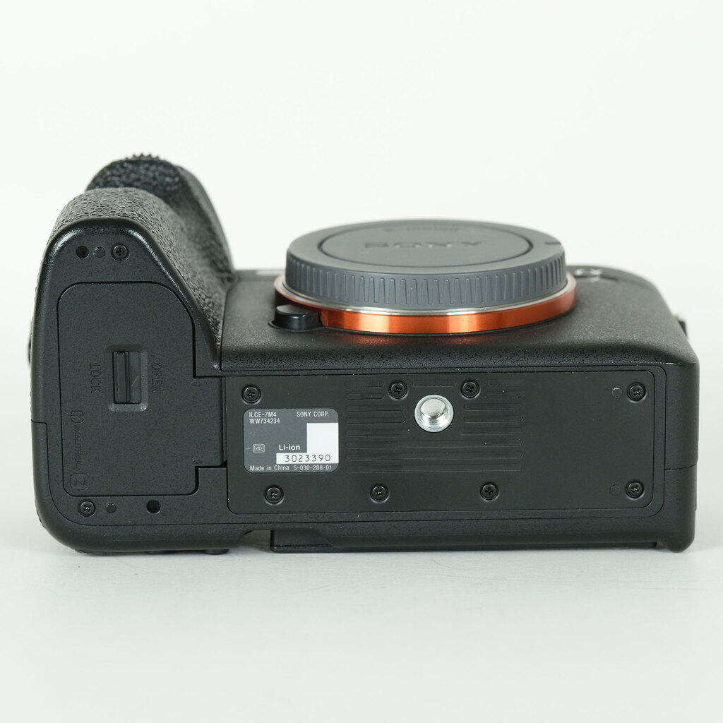 SONY α7 IV(ILCE-7M4) SONY α7 IV(ILCE-7M4)