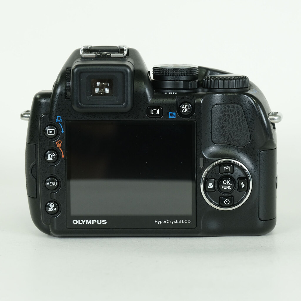 OLYMPUS CAMEDIA SP-570UZ