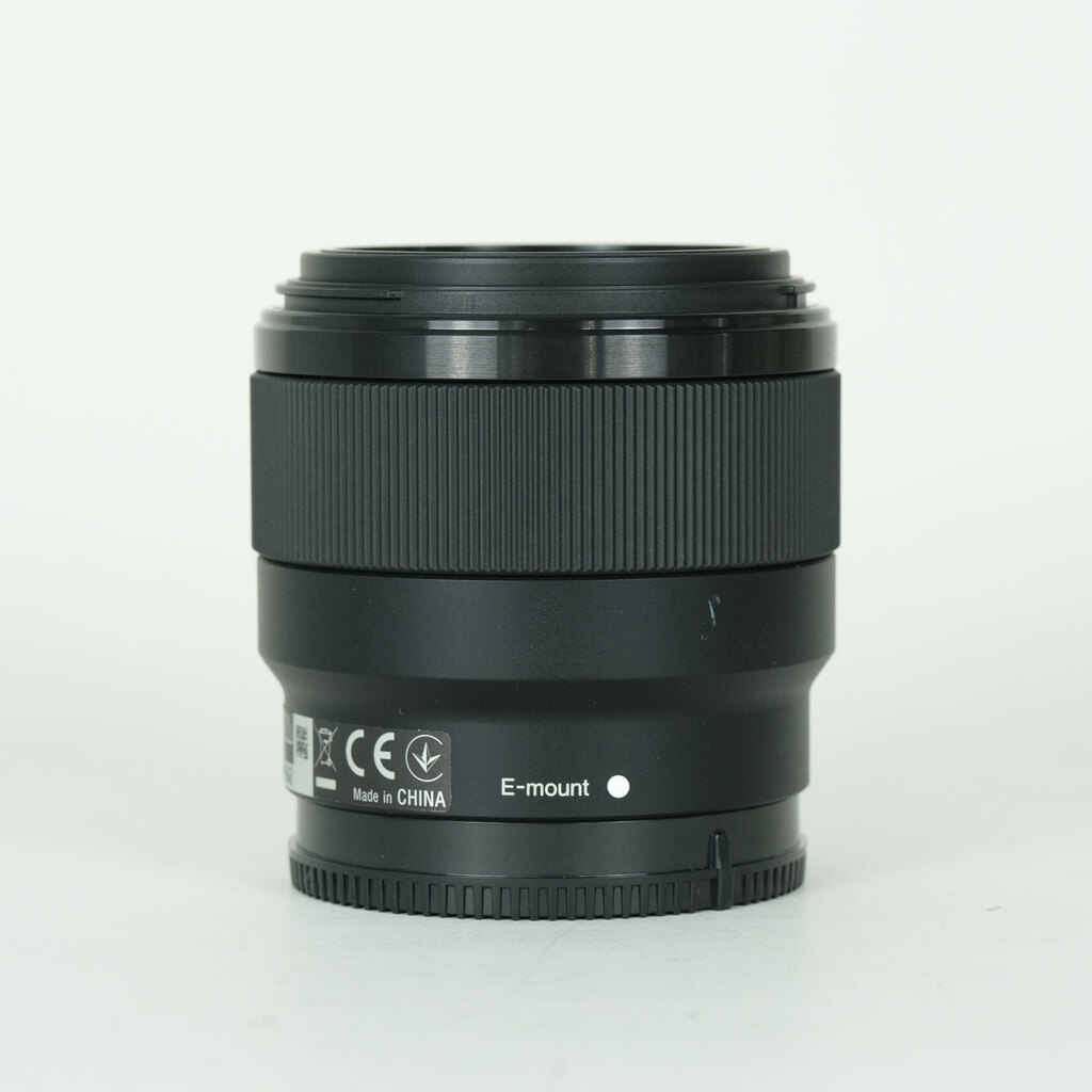 SONY FE 50mm F1.8 SEL50F18Fの出品 | ONE SCENE（ワンシーン）