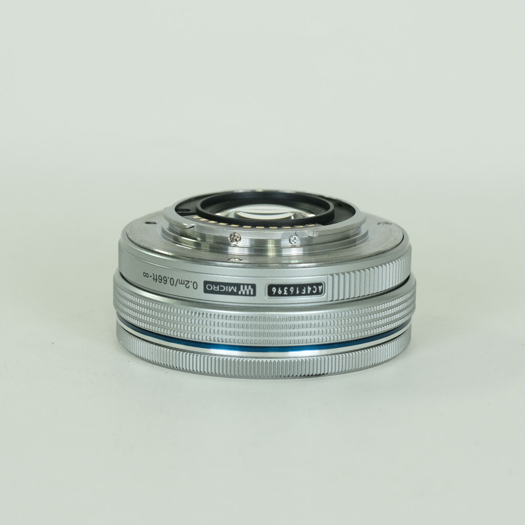 OLYMPUS M.ZUIKO DIGITAL ED 14-42mm F3.5-5.6 EZ シルバー