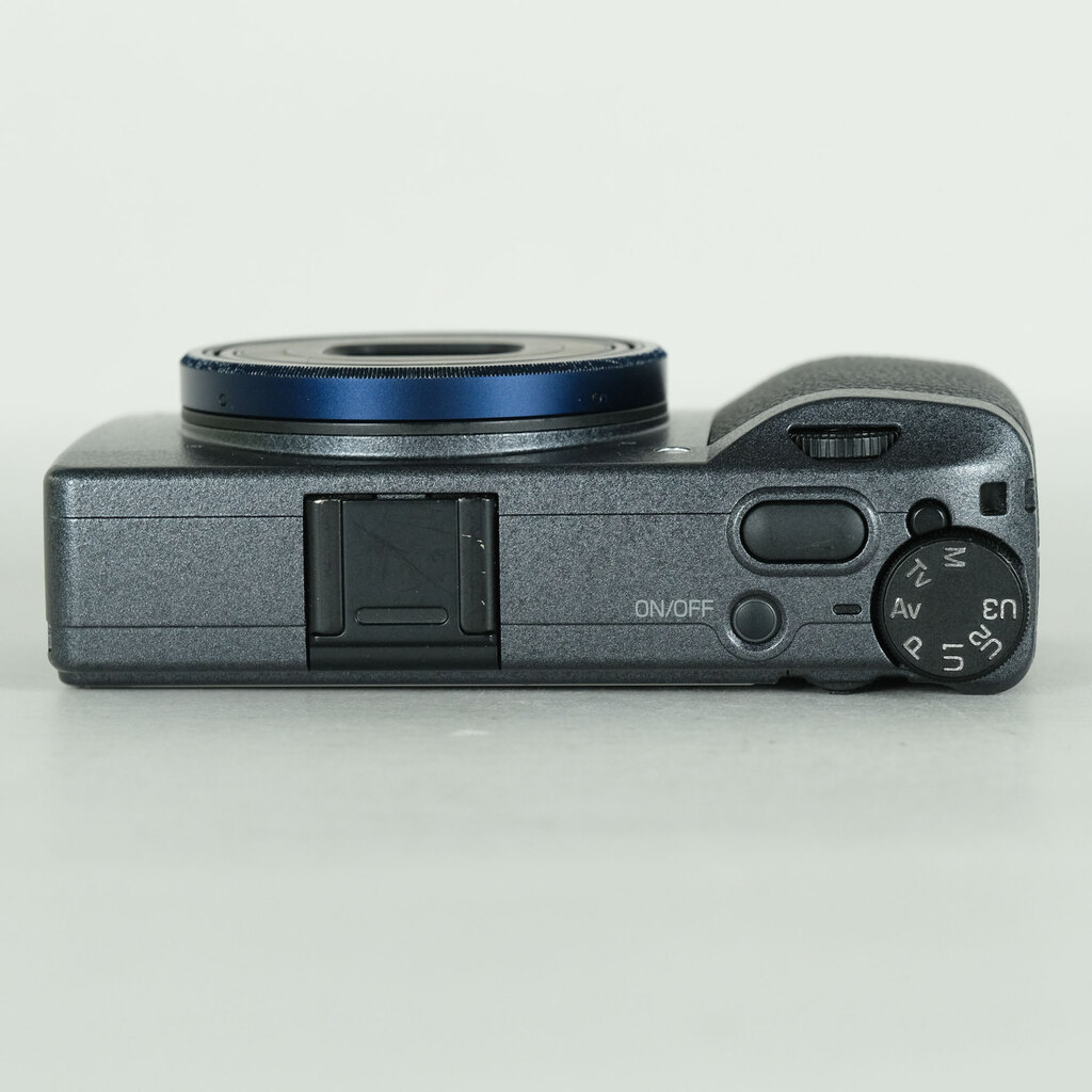 RICOH GR IIIx Urban Editionの出品 | ONE SCENE（ワンシーン）