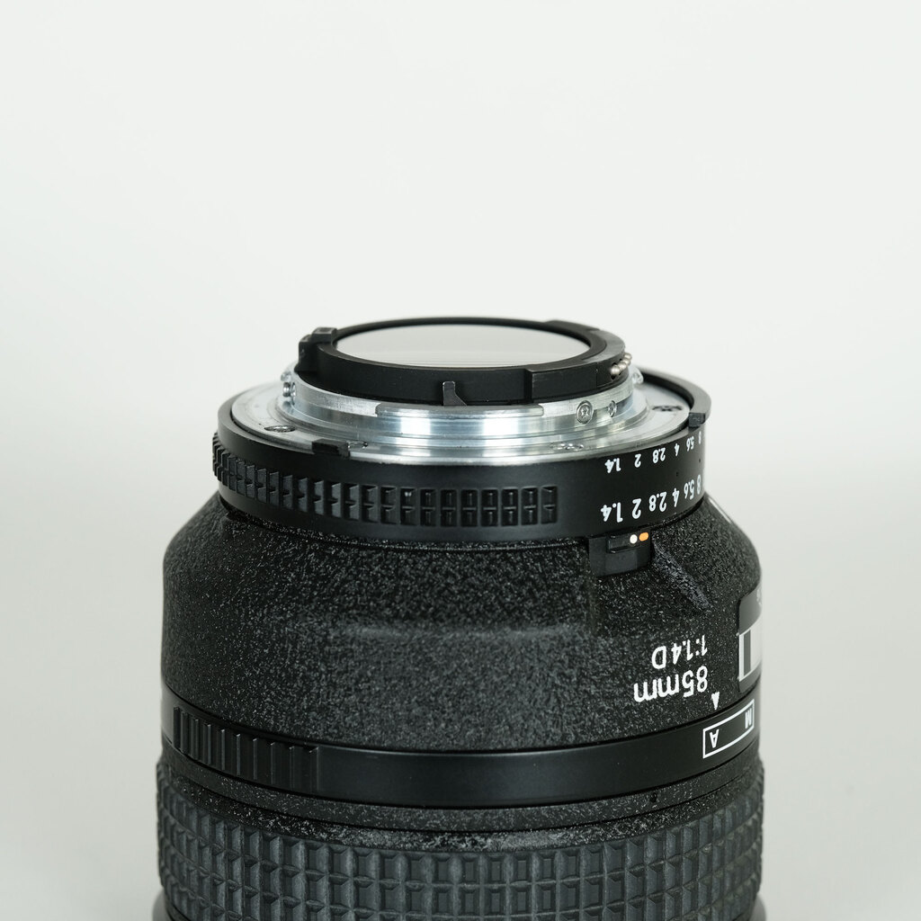 Nikon Ai AF Nikkor 85mm F1.4D IF
