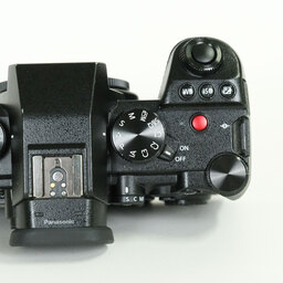 Panasonic LUMIX S5II DC-S5M2