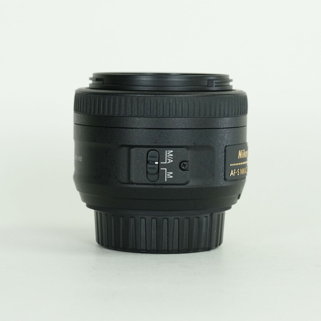 Nikon AF-S DX NIKKOR 35mm f/1.8G