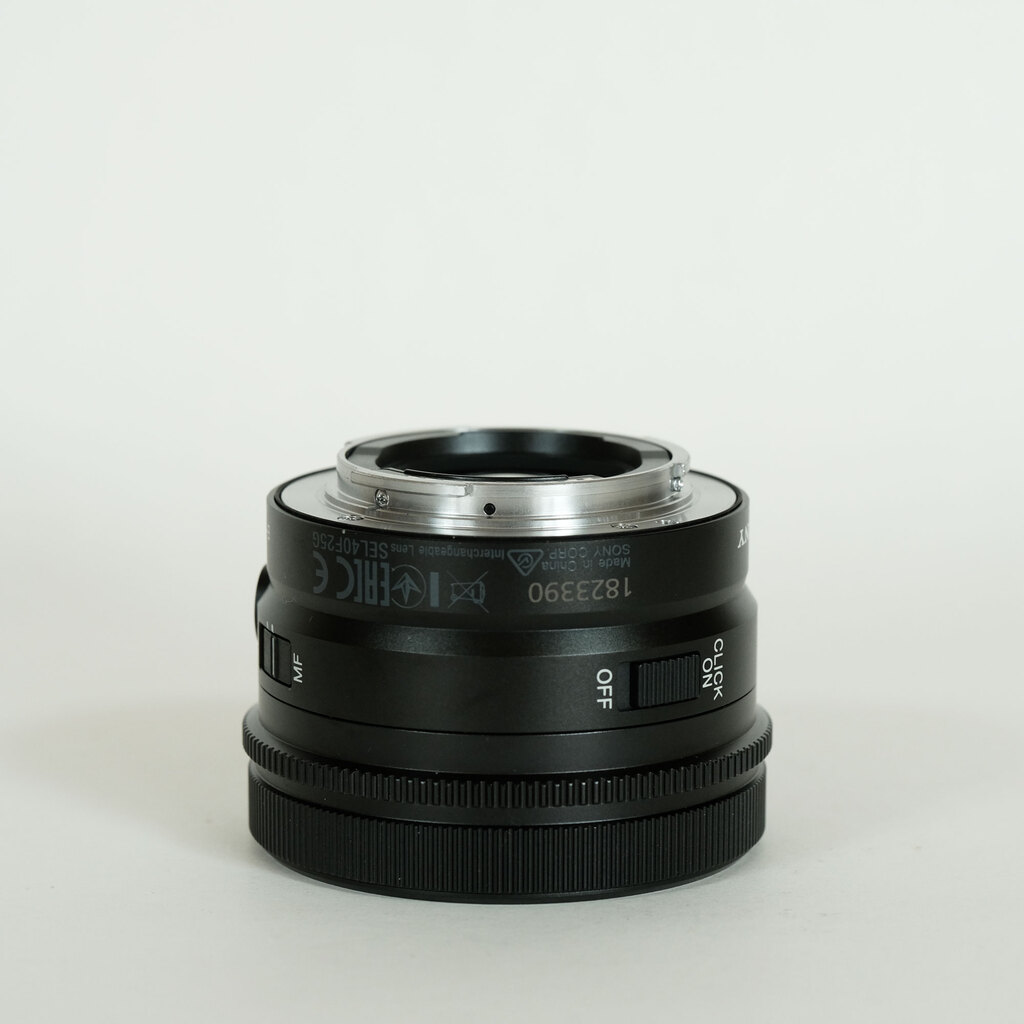 SONY FE 40mm F2.5 G SEL40F25Gの出品 | ONE SCENE（ワンシーン）
