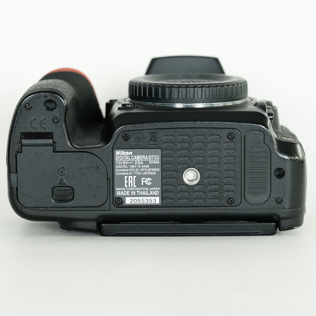 Nikon D750
