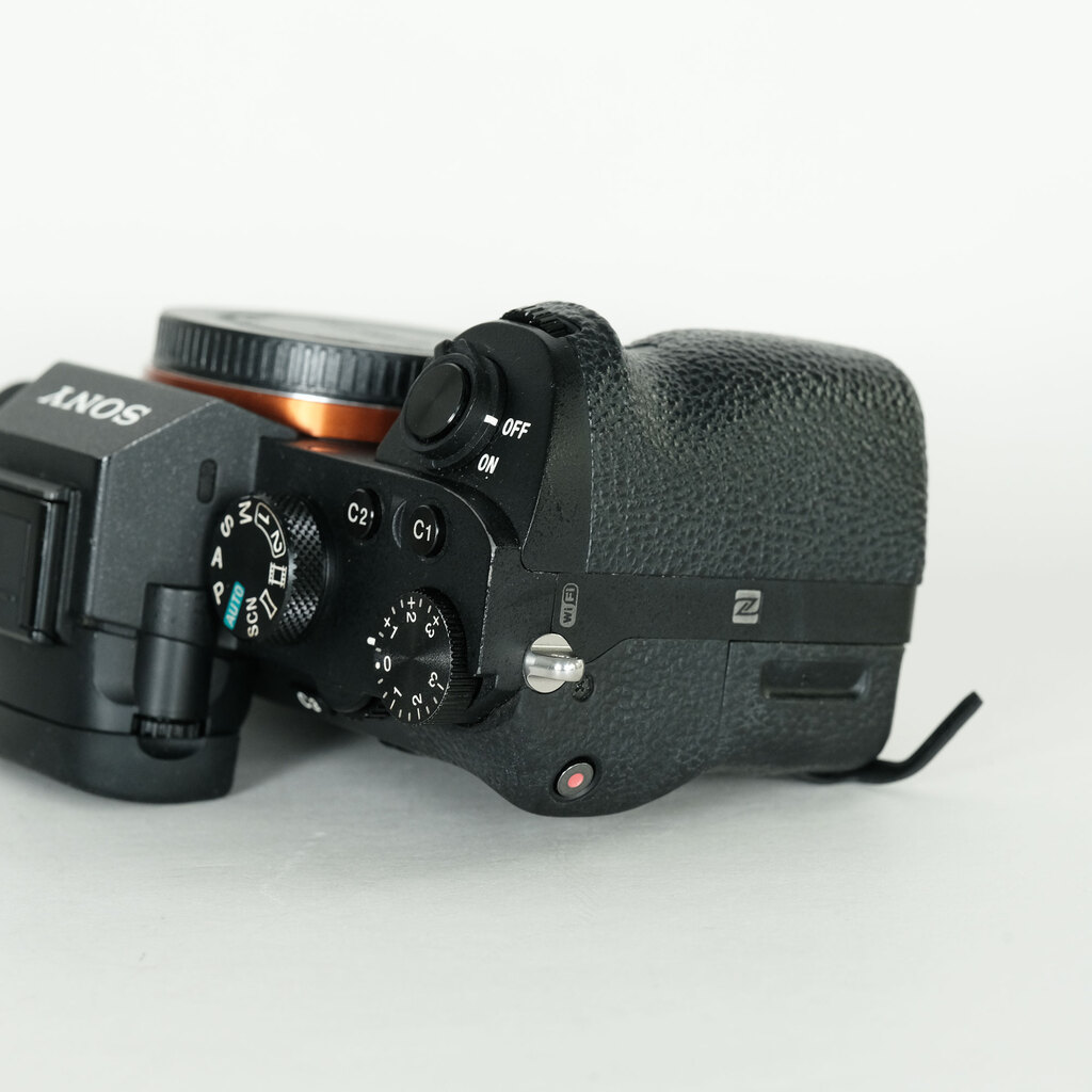SONY α7 II(ILCE-7M2) SONY α7 II(ILCE-7M2)
