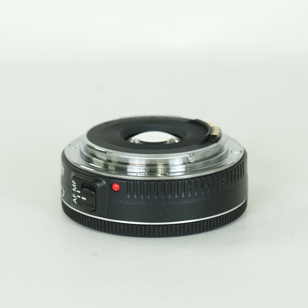 Canon EF40mm F2.8 STM